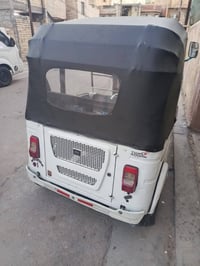 تكتك للبيع ٢٢ بغداد رقم وسنوية للبيع مكاني بياع حي التراث 07783525267