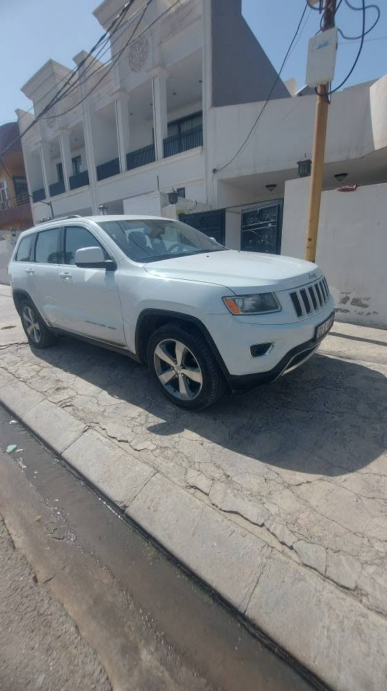 Jeep Grand Cherokee 2015
جيب گراند شيروكي 
مواصفات  4x4laredo

مكينة ٦سلندر حجم ٣.٦لتر تنفس طبيعي❗️
ماشية 120 ميل و بحالة ممتازة ⚠️

🛑ضرر السيارة بيها شوخت بدون زربە بسيطة  الجاملغ و اسفل البابين صبغ فقط اكيد بدون دواخل و بدون ايرباكات

سيارة رقم اربیل التحويل موباش
سعر السيارة فقط (170) ورقة و بيها مجال للطيبين هم🤩
للاستفسار عن السيارة واتس اب - كورك👇🏻
*********** أربيل, العراق
