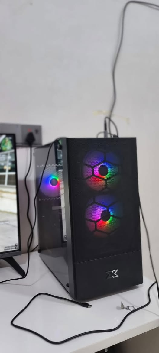 تجميعه للبيع 
معالجRyzen5 1500x 
رامات16
كرتgtx1650super
التخزين ssd128
HDD500
مذربورد من كيكابايت B450
 مكاني رمادي  رقم***********وتساب
وندوز11برو
معجون معالج جديد خليته
ملحقات 
1ماوس وكيبوورد
2كيبل نت 
3سماعه (هديه)
متوفر توصيل السعر وتساب او خاص

نص مكتوب في الصور:
- الإعدادات العثور على إعداد النظام ، حول x box ghas2@outlook.com الصفحة الرئيسية النظام Bluetooth والأجهزة الشبكة والإنترنت إطفاء طابع شخصي التطبيقات الحسابات اللغة والوقت الألعاب إمكانية الوصول الخصوصية والأمان Windows Update معلومات الجهاز اسم الجهاز mamoon المعالج AMD Ryzen 5 1500X Quad-Core Processor (3.50 GHz) ذاكرة RAM المثبتة ١٦,٠ غيغابايت بطاقة الرسومات NVIDIA GeForce GTX 1650 SUPER (4 غيغابايت) مساحة التخزين تم استخدام 48 GB من 585 GB معرف الجهاز 59E2D796-ED20-4C0B-97A0-CFD8E38CBCD9 معرف المنتج 00330-80000-00000-AA222 نوع النظام نظام تشغيل بإصدار 64 بت ومعالج يستند إلى x64 القلم واللمس لا يتوفر إدخال باللمس أو بالقلم لجهاز العرض هذا ارتباطات ذات صلة المجال أو قاعدة المعارف حماية النظام إعدادات النظام المتقدمة معلومات Windows الإصدار Windows 11 Pro الإصدار 23H2 تم التثبيت في ٠٤/٠٤/٢٠٢٤ إصدار نظام التشغيل ٢٢٦٣١,٣٤٥٧ حزمة الميزات حزمة تجربة مزايا Windows 1000.26100.360.0 اتفاقية خدمات Microsoft شروط ترخيص برامج Microsoft CE صلات ذات صلة مفتاح المنتج والتنشيط
- النظام > حول معلومات الجهاز اسم الجهاز mamouuri المعالج AMD Ryzen 5 1500X Quad-Core Processor (3.50 GHz) المعالج ذاكرة RAM المثبتة ١٦,٠ جيجابايت بطاقة الرسومات NVIDIA GeForce GTX 1650 SUPER (جيجابايت ٤) مساحة التخزين تم استخدام ٤٥,٨ من GB ٥١٢ معرف الجهاز 59E0D796-0D30-4C0B-97A0-CFDBE58CBC09 معرف المنتج 00330-80000-00000-AA222 نوع النظام نظام تشغيل بإصدار ٦٤ بت، ومعالج يستند إلى x64 القلم واللمس لا يتوفر إدخال باللمس أو بالقلم لتوفر أدوار العرض هذا ارتباطات ذات صلة اتصال أو قاعدة المعارف حماية النظام إعدادات النظام المتقدمة معلومات Windows Windows Windows 11 Pro الإصدار 23H2 تم التثبيت في ٢٩/٠٤/٢٠١٩ إصدار نظام التشغيل ٢٢٦٣١,٣٧٣٧ حزمة العرات حزمة تجربة ميزة Windows 1000.26100.360.0 إفاقة خدمات Microsoft شروط ترخيص برامج Microsoft CE مفتاح المنتج والتنشيط