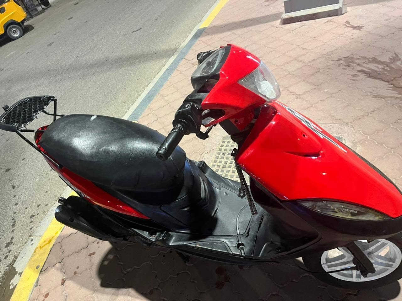 سلام عليكم دراجة ماكس عدلة للبيع دراجة ما مفتوحة كلشي جديد عوزهة فقط سلف السعر 650 بيهة مجال حك الجية مكاني البصرة كزيزة رقمي ***********
