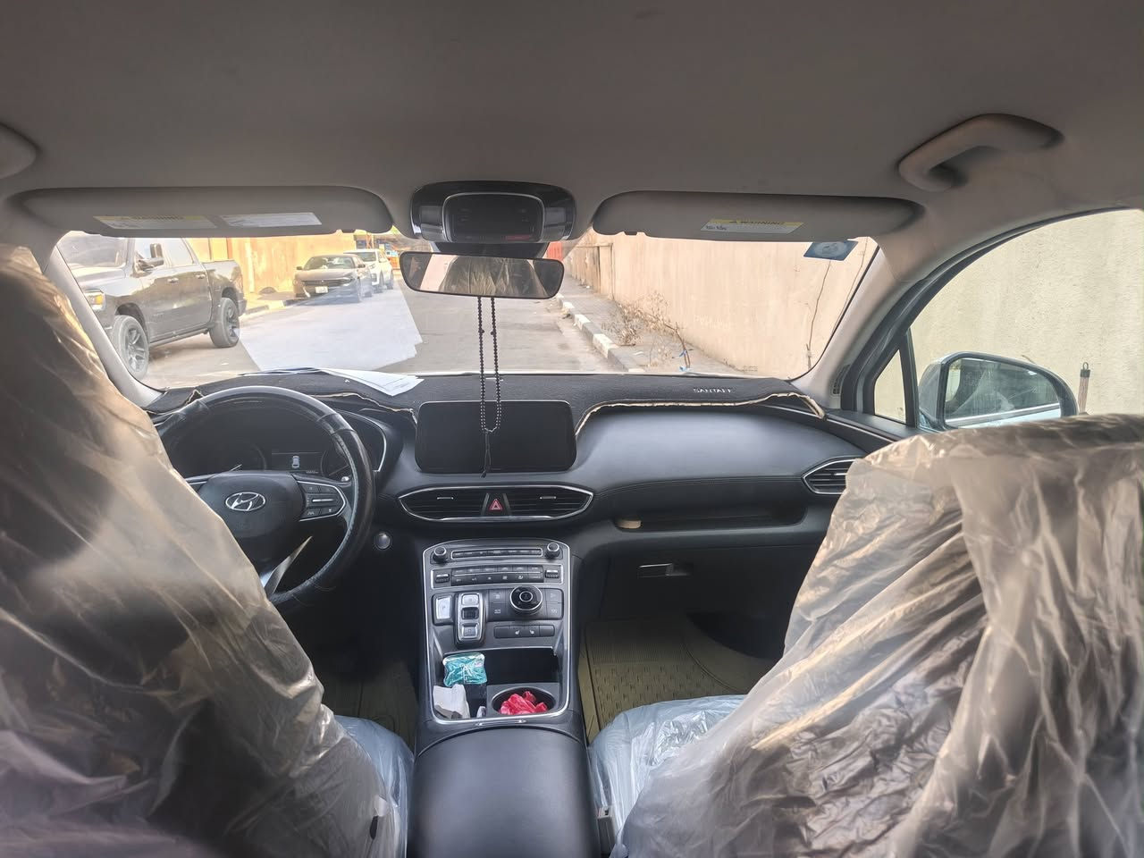 سنتافي موديل 23 وارد أمريكي رقم بصرة حادث بنيد ودعاميه محرك جي دي أي خمسه راكب ماشية ٩٠ ألف كم فول مواصفات ما عدا الفتحه بيها هواي مواصفات الشراي يتصل وبالخدمه مكاني بصرة الجمعيات / ***********
