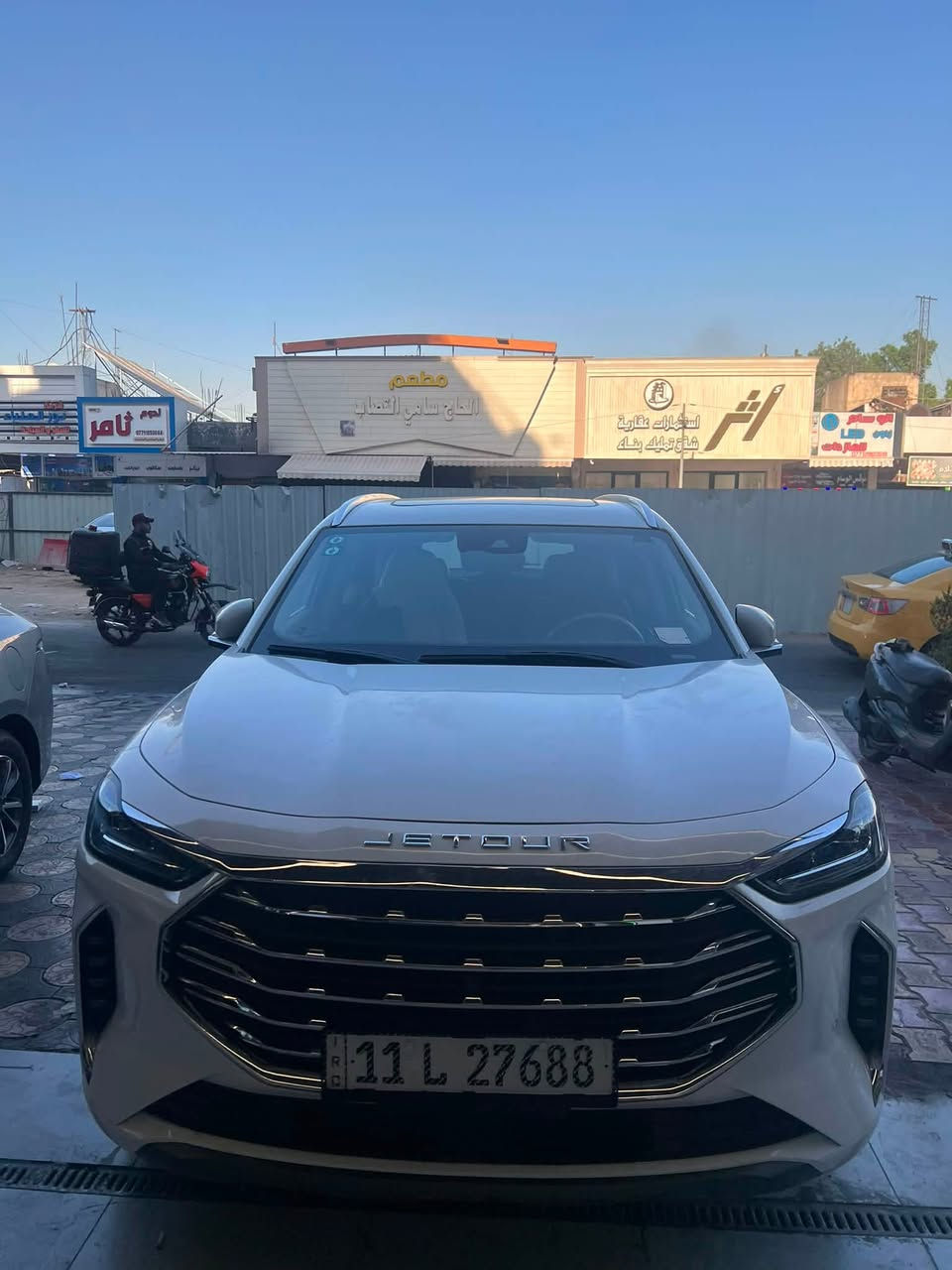 🚘 للبيع | Jetour X70 Plus Luxury 2024
✨ فئة Luxury | 1.6 Turbo

📅 موديل 2024

📍 متوفرة في بغداد

🛣️ ماشية: 43,000 كم

🔥 المواصفات:

• محرك 1.6 Turbo

• قوة 197 حصان

• عزم 290 نيوتن متر

• جير 7 سرعات DCT

• دفع أمامي FWD

• 7 مقاعد

• جنوط 20 إنچ

• بانوراما

• كاميرا 360°

• حساسات أمامية وخلفية

• رادار ومثبت سرعة متكيف

• تحذير مغادرة المسار

• مراقبة النقطة العمياء

• تحذير التصادم الأمامي

• فرملة طوارئ

• 6 Airbags

• مقاعد كهربائية

• تبريد وتسخين المقاعد

• ذاكرة مقعد السائق

• شحن لاسلكي

• إضاءة داخلية

• Auto Hold

💎 سيارة عائلية فخمة، واسعة، قوية ومواصفاتها عالية جداً بالنسبة لفئتها.

📞 للاستفسار والتواصل:***********

او خاص
