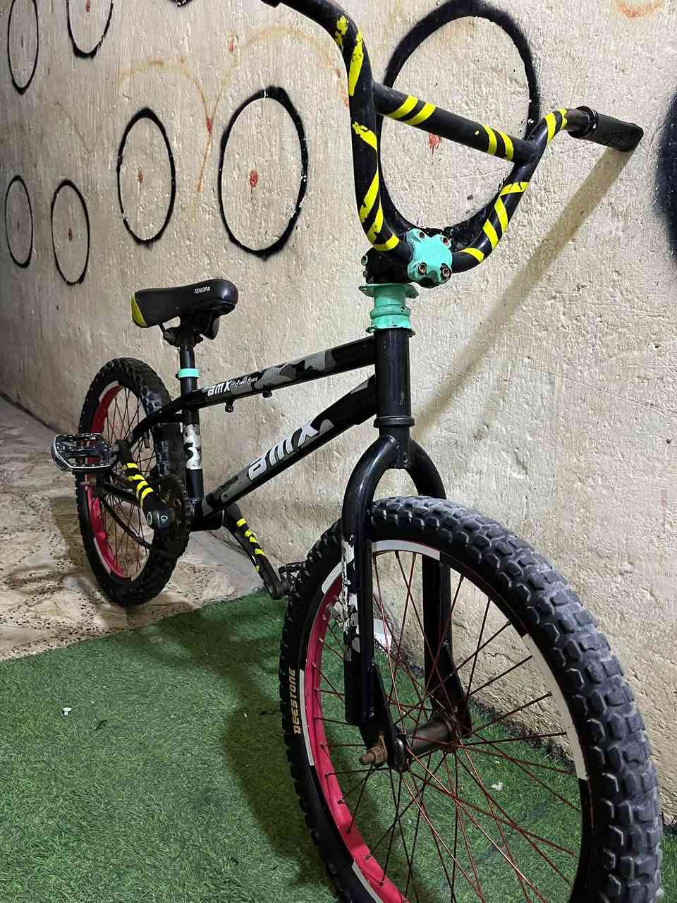 سلام عليكم 
بايسكل BMX للبيع 🤩
نضافة كدامكم ✨
مكاني النجف الأشرف شارع ميلاد فاو يم جامع أبو الفضل العباس عليه السلام 
سعرة 70 ألف 🤑
متواجد فيس و واتساب 
رقمي ***********
