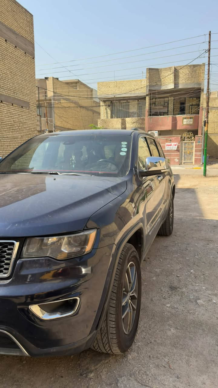جراند شيروكي • ٢٠١٨ • حادث خفيف