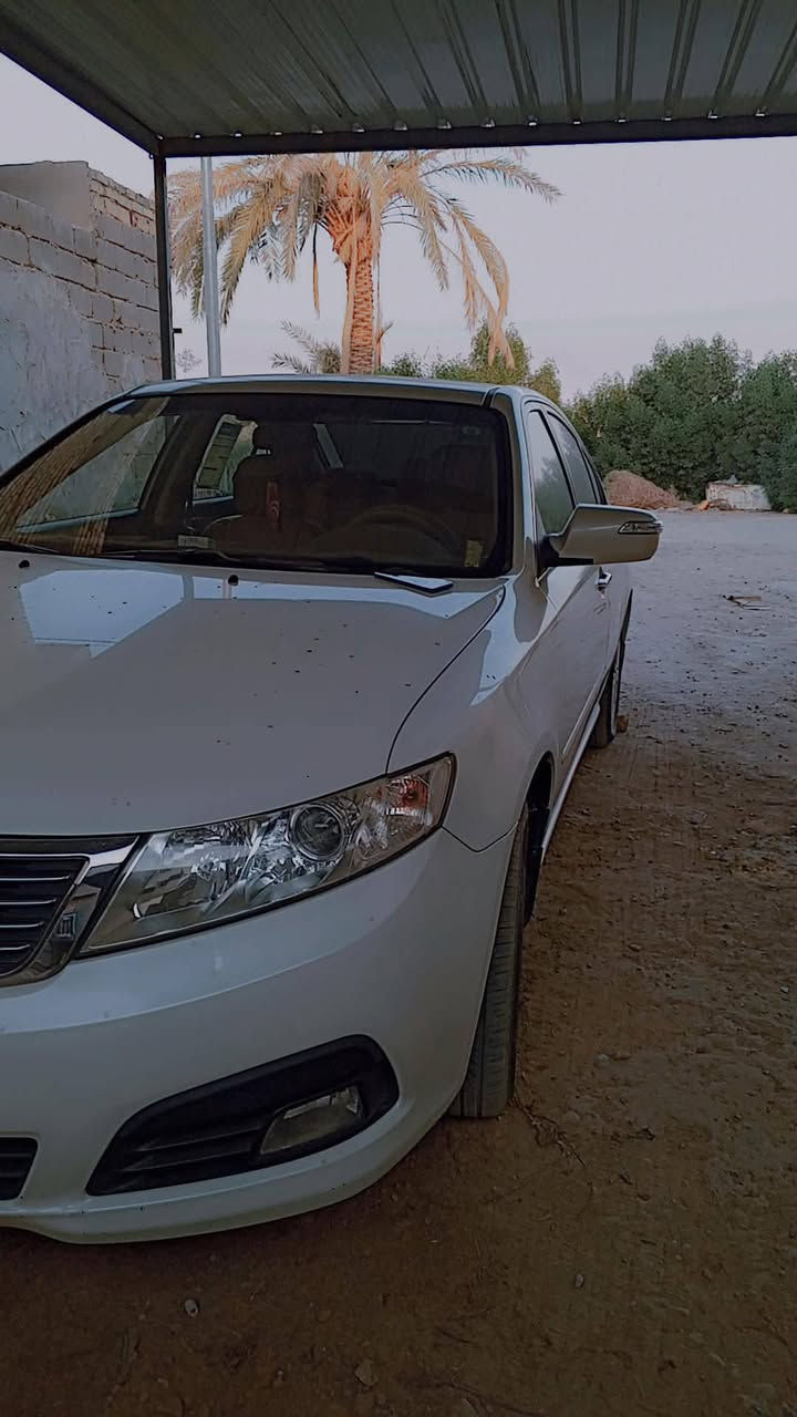 سلام عليكم اوبتيما عشره سياره نظيفه ومكفوله للبيع تواصل معي ع الأرقام التالية
***********
***********

