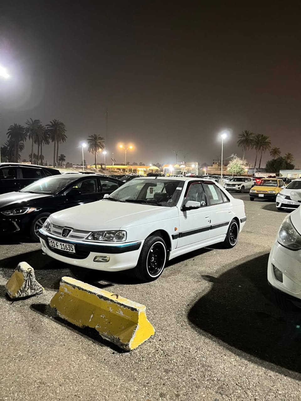 السلام عليكم بيجو بارص بابل بيها جاملغ شبر وبنيد مبدل سياره مكينه وكير مكفولات سياره تبريد ثلج تخم تاير سياره حيل احله من صور تجنن تاخذها وكبل للشارع غرامه صفر السياره قفل قفل 45$

***********

