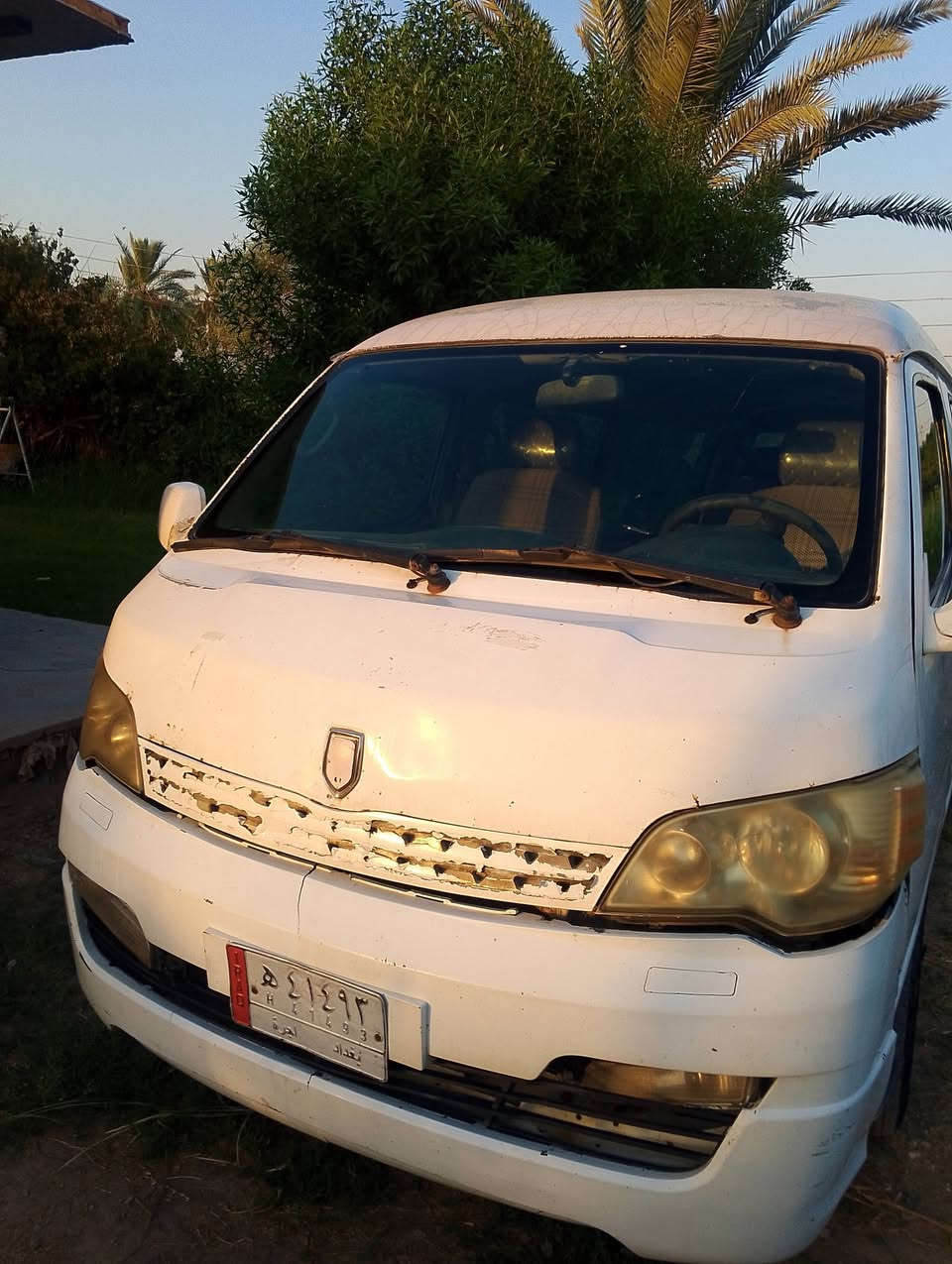 سلام عليكم سيارة H1 للبيع سيارة بيها صبغ بربع الاخير ومبدل قبق البجم بس عنوان مدائن سلمان باك وتفاصيل على رقم ***********
