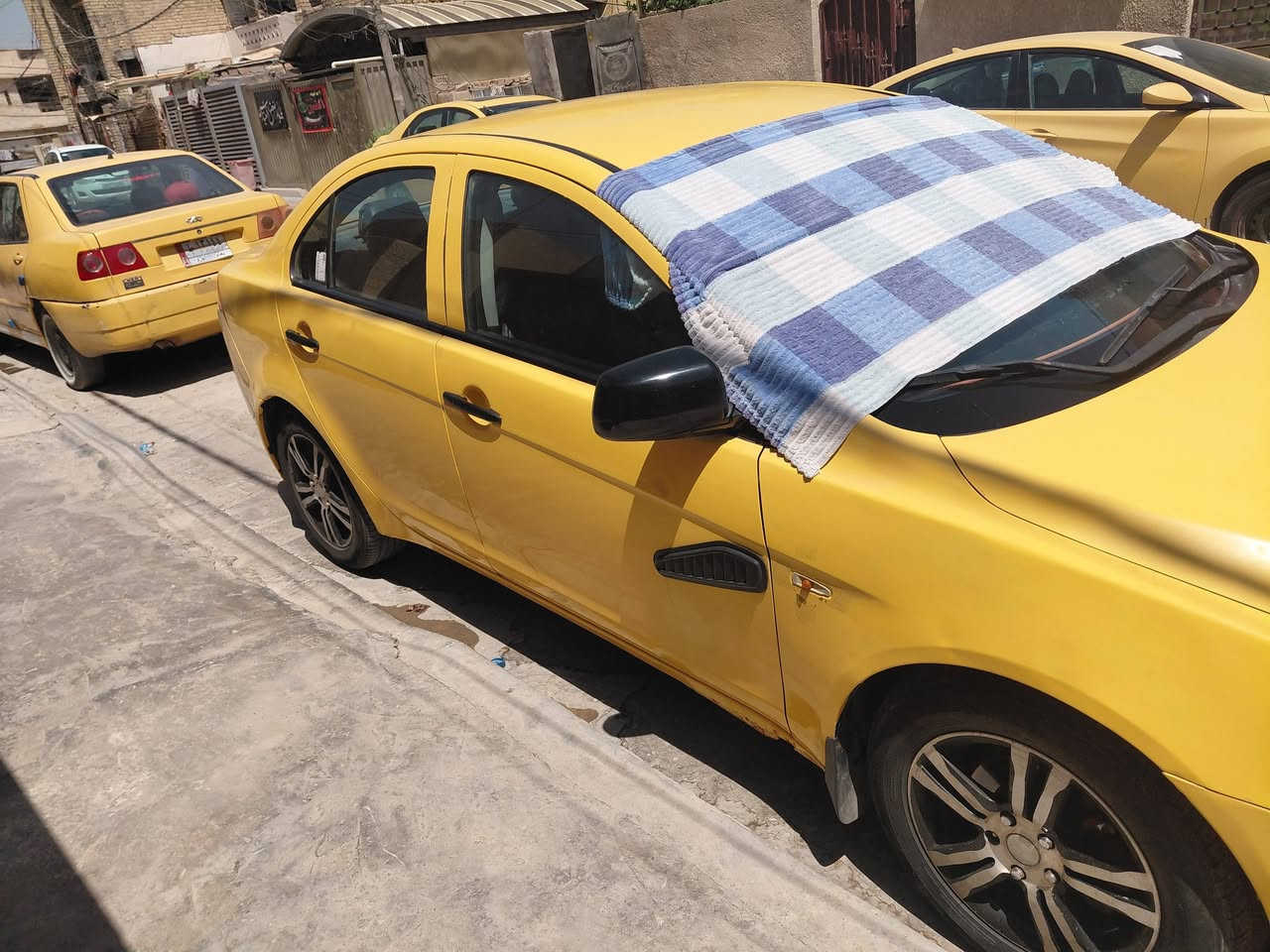 للبيع لانسر قرش موديل ٢٠٠٨ محرك ٢٠٠٠ تاكسي بغداد السعر٧٠ وبي مجال للإستفسار ***********
