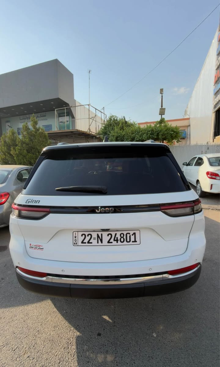 جيب گراند شيروكى 2023
 سيارة مرقم جاهز رقم هزة و سنویة جدید کلة✅ ٥ راکب 
ماشیة ٥٤ 
مکان اربیل 
سعر $253
حجم المحرك : 3.6L(6سلندر )
ملاحظة : بدون صبغ بدون دواخل حادثة خفیف بس ٣ مکان بارد
کیر محرک بشرط ما مفتوح رادیتة بیلادي بدون  
☎️  *********** Whatsapp *********** ☎️
الموصفات :
شاشة الكتروني 
بصمة تشغيل
بصمة باب
هاند بريك بصمة 
شاشة دشبول ديجيتال
رادار امامي (تحديد مسار)
رادار جانبي  (نقاط عمياء)
رادار خلفي 
حساسات امامي
حساسات خلفي 
نظام : 𝐄𝐂𝐎
نظام : 𝐍𝐎𝐑𝐌𝐀𝐋
نظام : 𝐒𝐏𝐎𝐑𝐓
تحكم استيرن 
تبريد لمس
تبريد مركزي 
لايتات ليد وعدسة زينون بيلادي
بيلاجكتور 𝐋𝐄𝐃 بيلادي
بكلايتات 𝐋𝐄𝐃 بيلادي
ويل كروم
وبعد هواية مواصفات … أربيل, العراق
