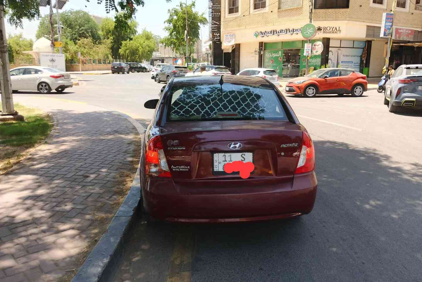 السلام عليكم  افتهم التفاصيل وخابر 
للبيع اكسنت موديل 2008 بغداد امريكي 

السياره بيهة قطعتين مبدلات من امريكي يعني من جتي للعراق والقطعتين مالاتهة ونفس الون 

المبدل بيهة جامل ايسر وبنيد بس التفصيخ مالتها ونفس الون 

السياره بااسمي وتحويل ثاني يوم والسنويه الحد 28

السياره الكفاله مالتها محرك وكير وشواصي ودواخل وتبريد هذني كفاله عامه 

اربع تخم تايرات جدد 
وراديتر ودهم كير جديد 
كل شي شاده بسياره جديد كفيلكم الله والعباس 
السياره ماتعبانه ماشيه 121

العنوان بغداد العبيدي الشهداء الااولى ***********
 مامتواجد عل فيس 

السعر 85 وبيهة مجال ولايجيني ابو 78 ولاتخابر افضل 
وخادم
