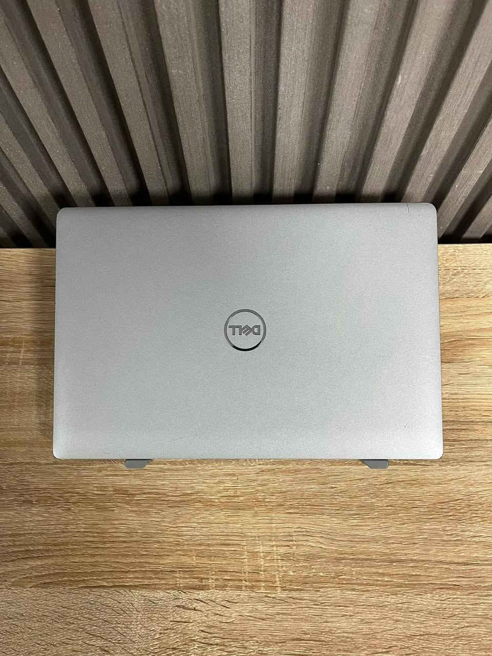 Dell latitude 5420 
الجيل الحادي عشر 
معالج: Cori5 جيل 11 حديث 
رام: 8GB قابل للتطوير 
هارد: 256GB SSD قابل للتطوير 
شاشة: 14 انش 
كرت شاشة 4GB intel 

هدايا ماوس مع حقيبة لابتوب وماوس باد والشاحن الاصلي 

السعر 365 الف 
العنوان بغداد الأمين الثانيه 
واتساب ***********
