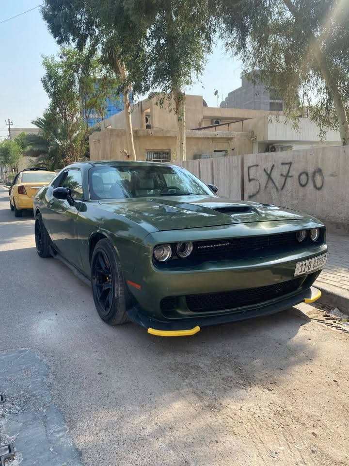 جالنجر موديل 2019
مااشية 80 ميل 

6 سلندر 

Sxt مواصفات عادية 

سيارة جاهزة من حدادية من كلشي بيها ملاحظات بسيطة كلش 

رقم بغداد 

سيارة بامريكا حادثها بجم 

وبالعراق صار بيها طخات هم 

وابيع حزام حتة ما اتعب احد 

واذا اكو مراوس هم ميخالف 

السعر 135 وبيها مجال
التواصل 
***********
