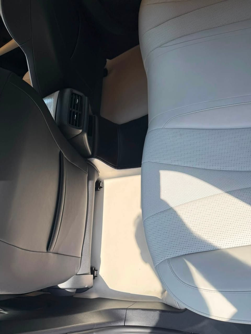 Byd sale 05 موديل 2025 هيجي نيه ته نيا 1000يه ك هه زار رويشتوه زماره كاتيه نرخي 133$ مجاليكي كه مي تيدايه موبايل ***********
