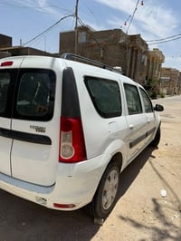 رينو • ٢٠١٠ • محرك وكير نضيف