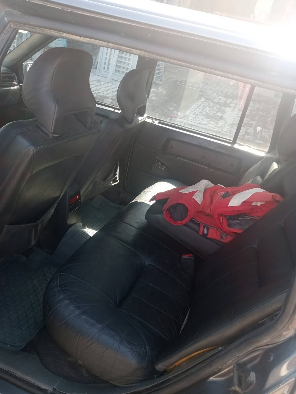 مرحبا فالفوالبيع 940حجم سياره حلوه وجاهزه مكينه ونجي محور تبريد شغال حداديه جديده تخم تأير جديد مكينه وكير جدد سنويه مجدده27ثاني يوم مداورة السياره بل نجف الشراي يتصل السعر 50او بيعه مجال الشراي***********بي وساب
