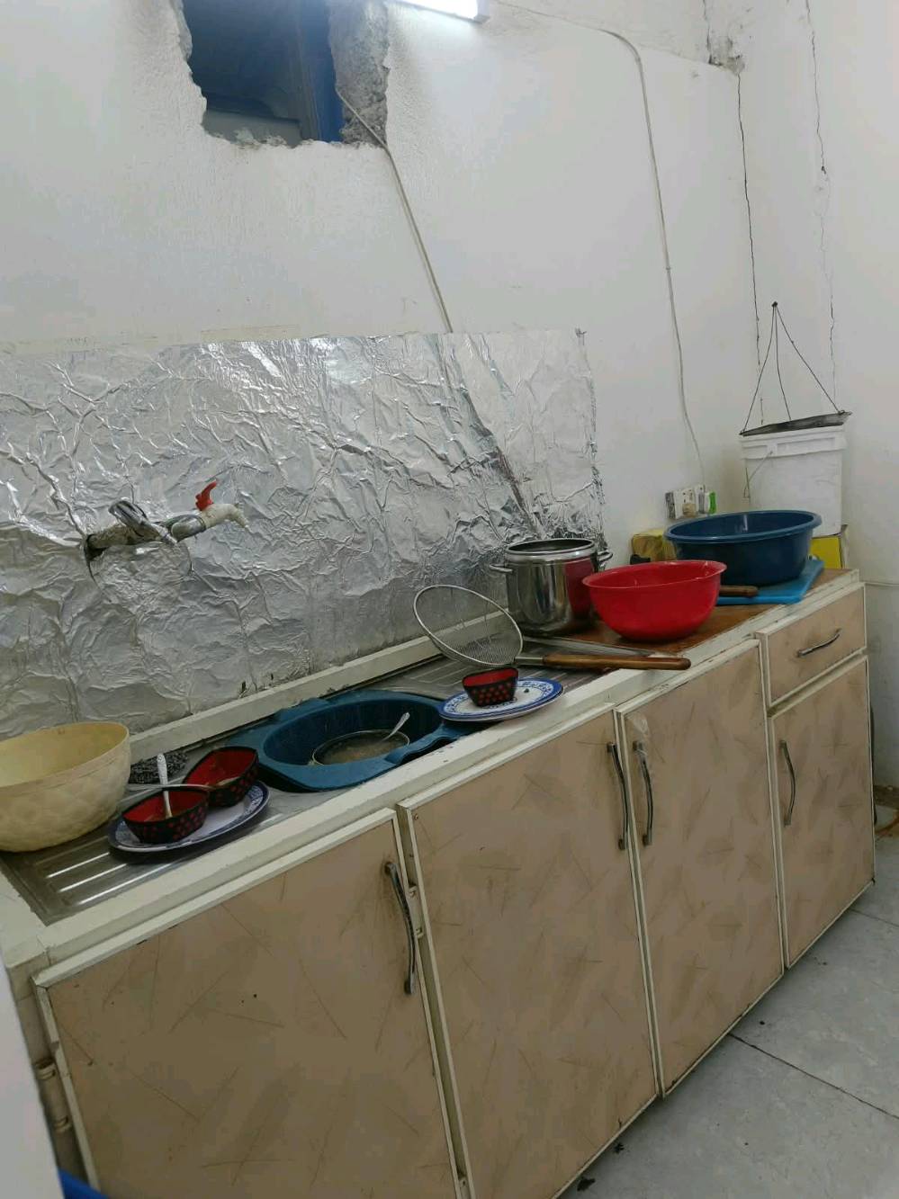 _السلام عليكم 
مطعم للبيع صناعه ابواب وشبابيك فرع باب شمس 
جاهز كامل عارضات 2
مبردات 2
طبخ
جام خانه وميوزه 2 
جمبر جاي كامل 
السعر خاص واتساب

***********