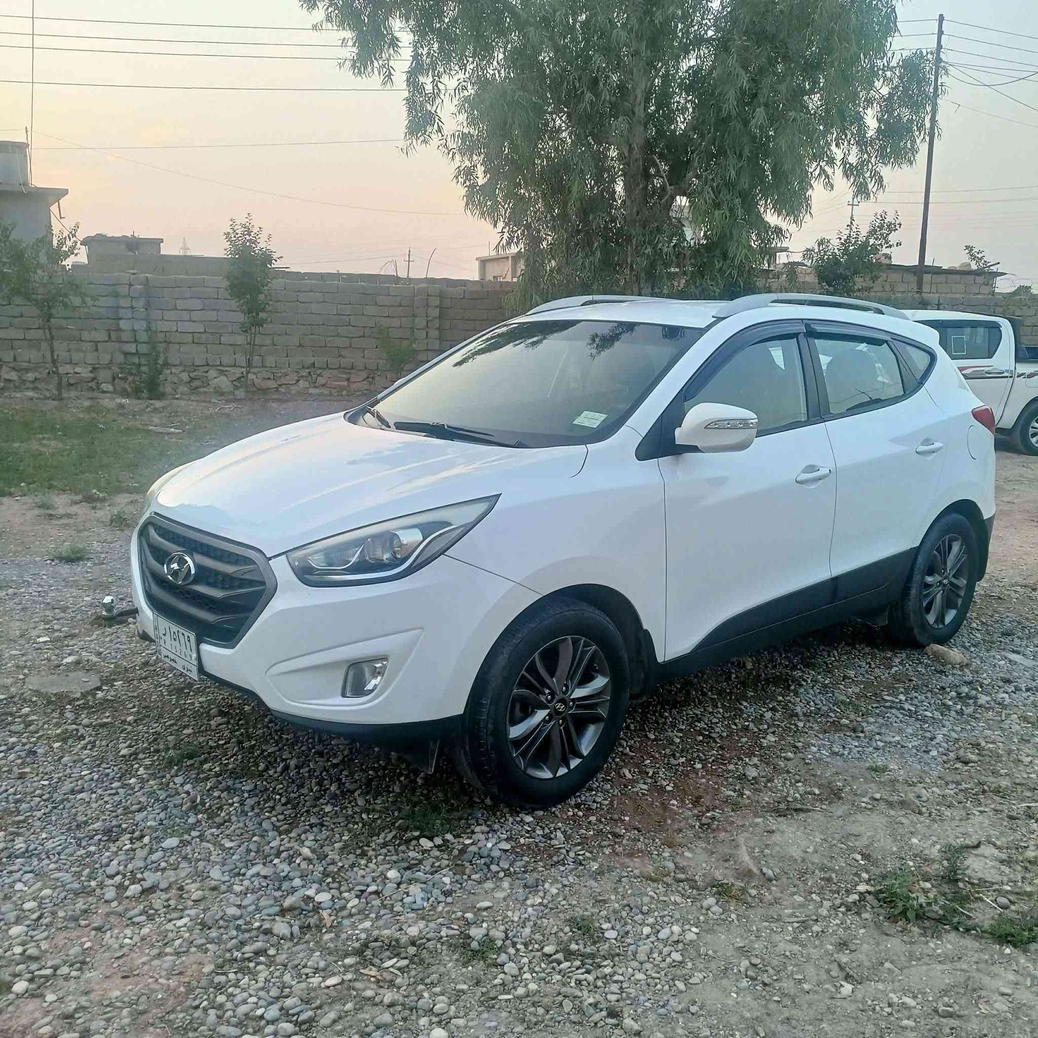 تكسن ١٤ ماشية ٩٠ محرك كازكيت لا صرف ولا نفخ ولا بارد ولا اشخوط كشر جديد داخل جديد سعرة ١٣٥ رقمي *********** تبريد قطعتين ٥ ويل كروم كير دكمة شبر صبغ بنهايت السقف
