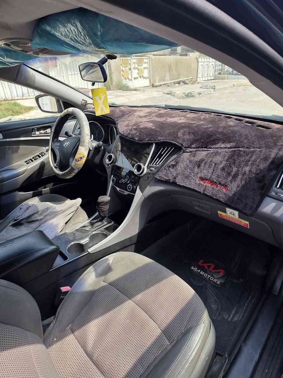 سوناتا موديل 11 امريكي بدون صبغ كلين سياره فول مواصفات محرك 2400 تيربو 
السعر :83 وبيها مجال
العنوان : بغداد 
الرقم :***********
