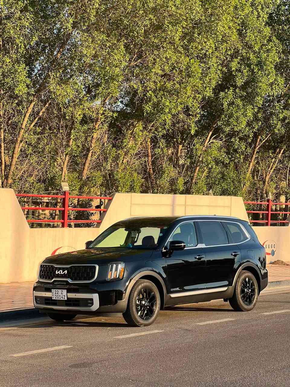 يالله
السلام عليكم شباب كيا تيلورايد 2024 Sx 
وارد امريكي

‏Kia Telluride SX 2024 3.8L

          حجم المكينه : 3800    V6

ضرر السياره : بنيد  مصبوغ فقط 

             حالة الايرباك : دركة ستيرن راجع  
                                  سستم بلادي .  

   
#الموصفات 
1. شاشه 
2. كامرات
3.لايتات لد
4. بصمه 
5. كشنات جلد مشمشي
6. هندبريك بصمه 
7. رادار تحديد مسار
8. رادارات 360
9.فور ويل 
10. اوتو ستوب
11. حساسات خلفي امامي
12.اوتو هولد 
13. اشاير بالمري 
14.بكلايت لد
15. نظام ايكو + نظام تزحلق
16. فتحتين
17. هيترات بالكشنات حار بارد
18.كامرات 360
19.كامرا بالمرايا
20.بردات خلفيه
21.سبعه راكب
22.كشن السايق ميمري
23.كشنات خلفيه كهرباء
24.ويل كب بلاك
25.كشافات 

تفاصيل اكثر هذا☎️ ***********
تحياتي 

مكان السياره  كربلاء 💐
