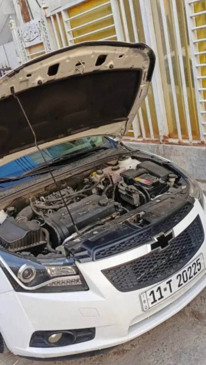 كروز مديل 12 خليجيه وكالة المنصور كفاله ضربه وصبغ محرك 1600 المرغوب . كير محرك تدفئه تبريد كهربائيات كلشي شغال وخير من الله . شاشه تيسلا وسماعات ودمام واناره ويه الدمام . كامرا خلفيه وحساسات جام اوتو مري كهرباء . ماصدات  لد شيطان  . مكاني بغداد زعفرانيه  سعره 79ورقه وبيه مجال بيسط (بسيطط ) ***********
