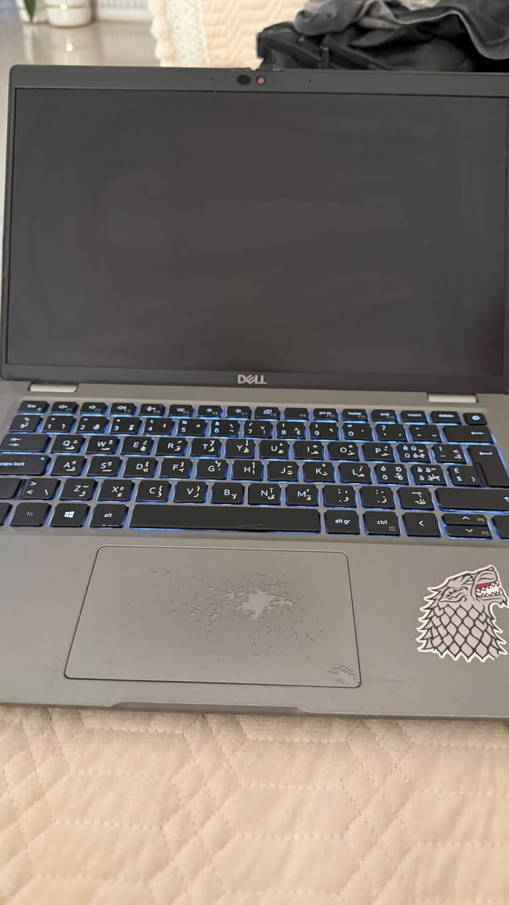 كور i7 • رام ١٦ • شاشة لمس