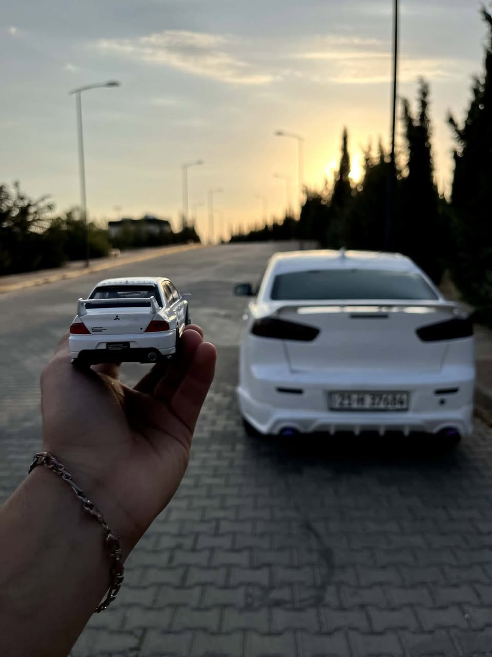 مرحبا
مستر بوشی لانسەر 2008
ناقل الحركة الأوتوماتيكي والعادي
محرك 20 وقوي جداً ما 
الخليج باللون الأصفر
يحتوي على شاشة وكاميرا
مادة ABS متينة
أربع إطارات جديدة أسفلها
طلاء مثالي
رقمي هو سليماني وهو باسمي
جديد حتى عام 2031
سعر 59 ورقة
عملية
رقم تلفون  
***********
سلیمانیە
