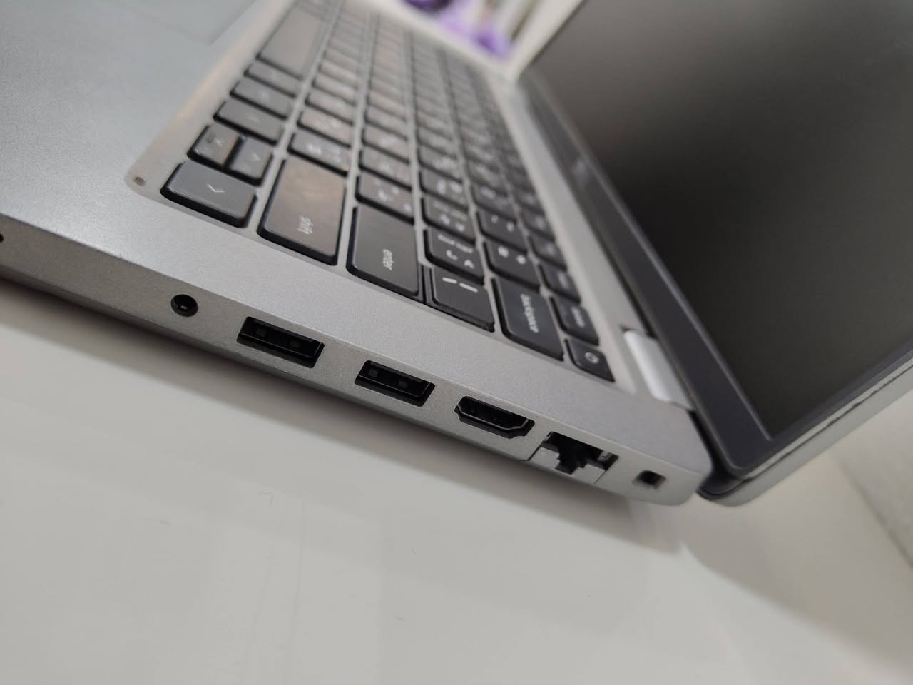 للبيع
Dell Latitude 5421
Core i5 gen 11 H

Ram 8 GB  DDR4   3200  MT/s 
Hard SSD M.2  512
كارت شاشه داخلي 
شحن تايب سي

الملحقات   شاحنه + جنطه + ماوس بلوتوث
السعر 330,000

***********
