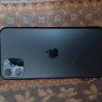 ‏سلام عليكم iPhone 11 بروماكس للبيع ‏أو أمراوس ‏11 عادي ينطي  فرق  ‏￼ ...