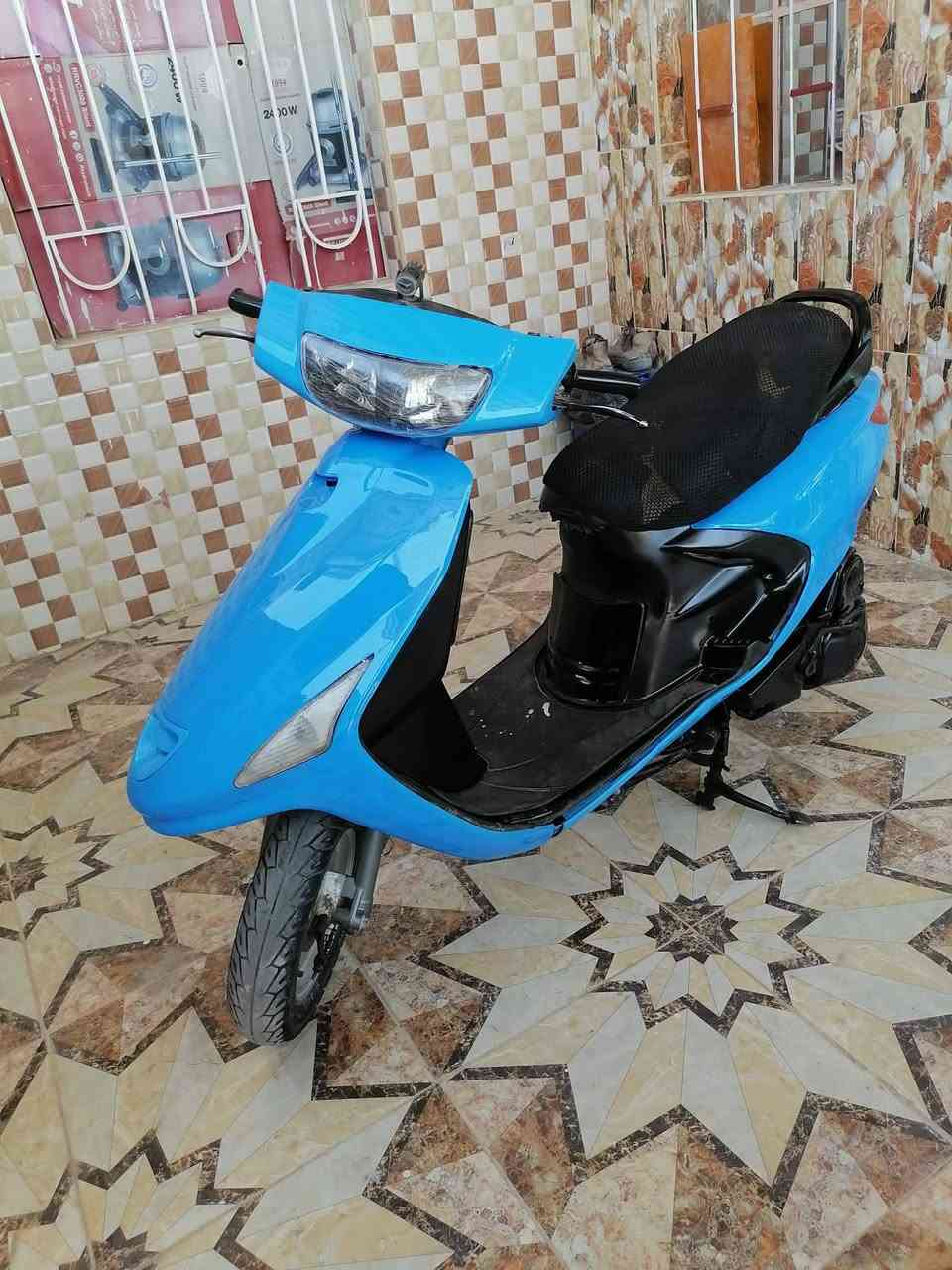 سلام عليك للبيع ب 500 وبيها مجال العنوان قضاء المدينه ***********
