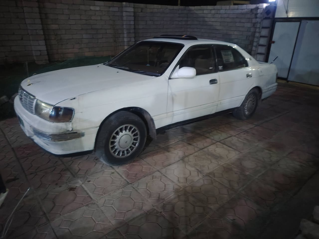 السلام عليكم للبيع او مراوس حسب القناعه سياره بطه مكصوص كير محرك شرط صدر جديد لايت عالي ناصي مسجل 4 سماعات جدد باور شغال ماسحات اسياره جاهزه وحيل حلوه ومال جناي ماتصرف عليهه ربع مكاني الشركاط   اسعر 18 اوبيها مجال  (***********)

