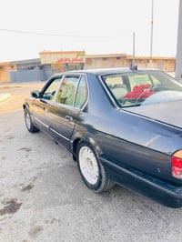 بي ام دبليو ٧٤٠i • V6 ٣٠٠٠ • شبه جديد