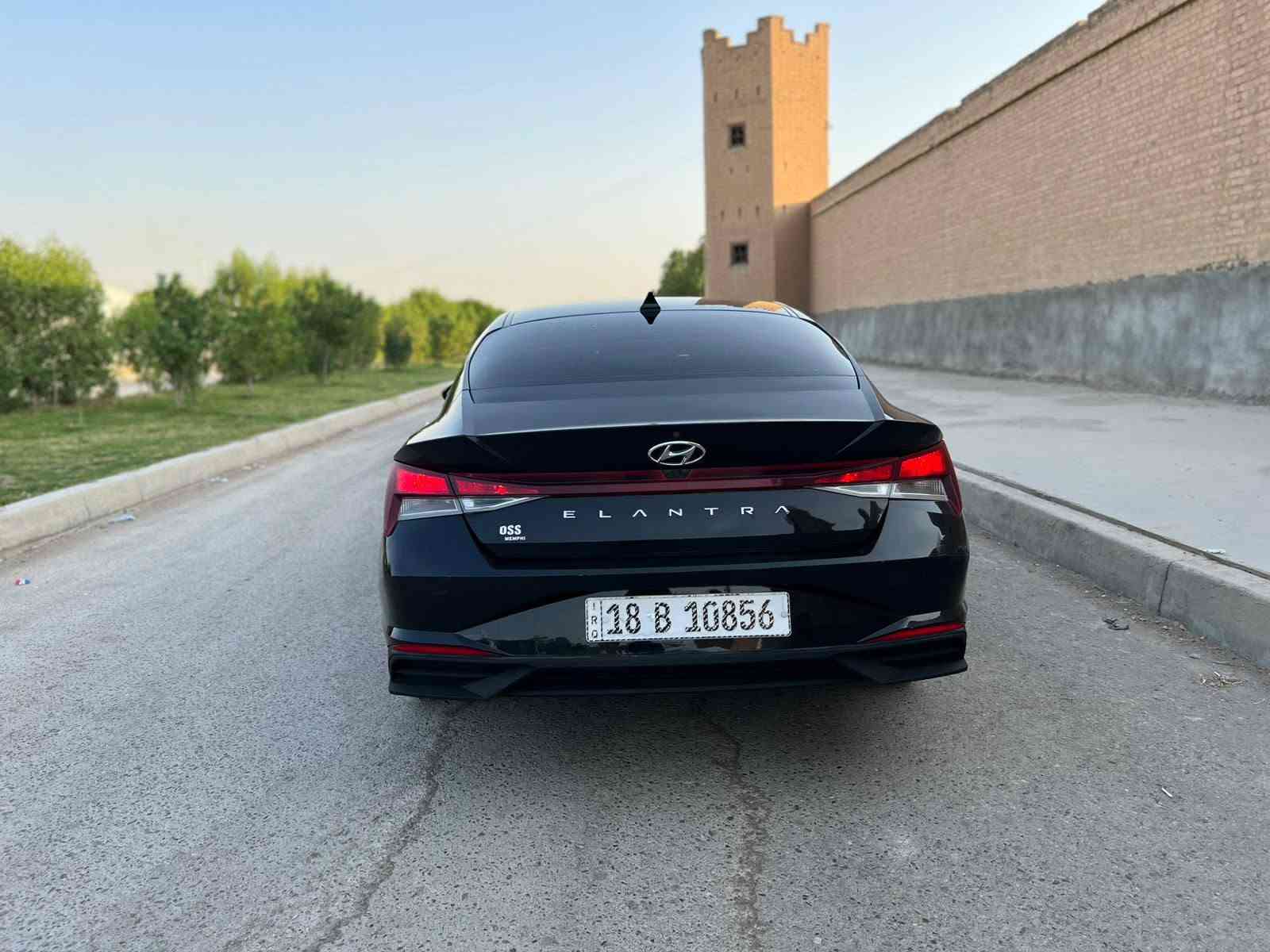 اسود ملكي • ٨٣ ألف كم • ٣ قطع صبغ