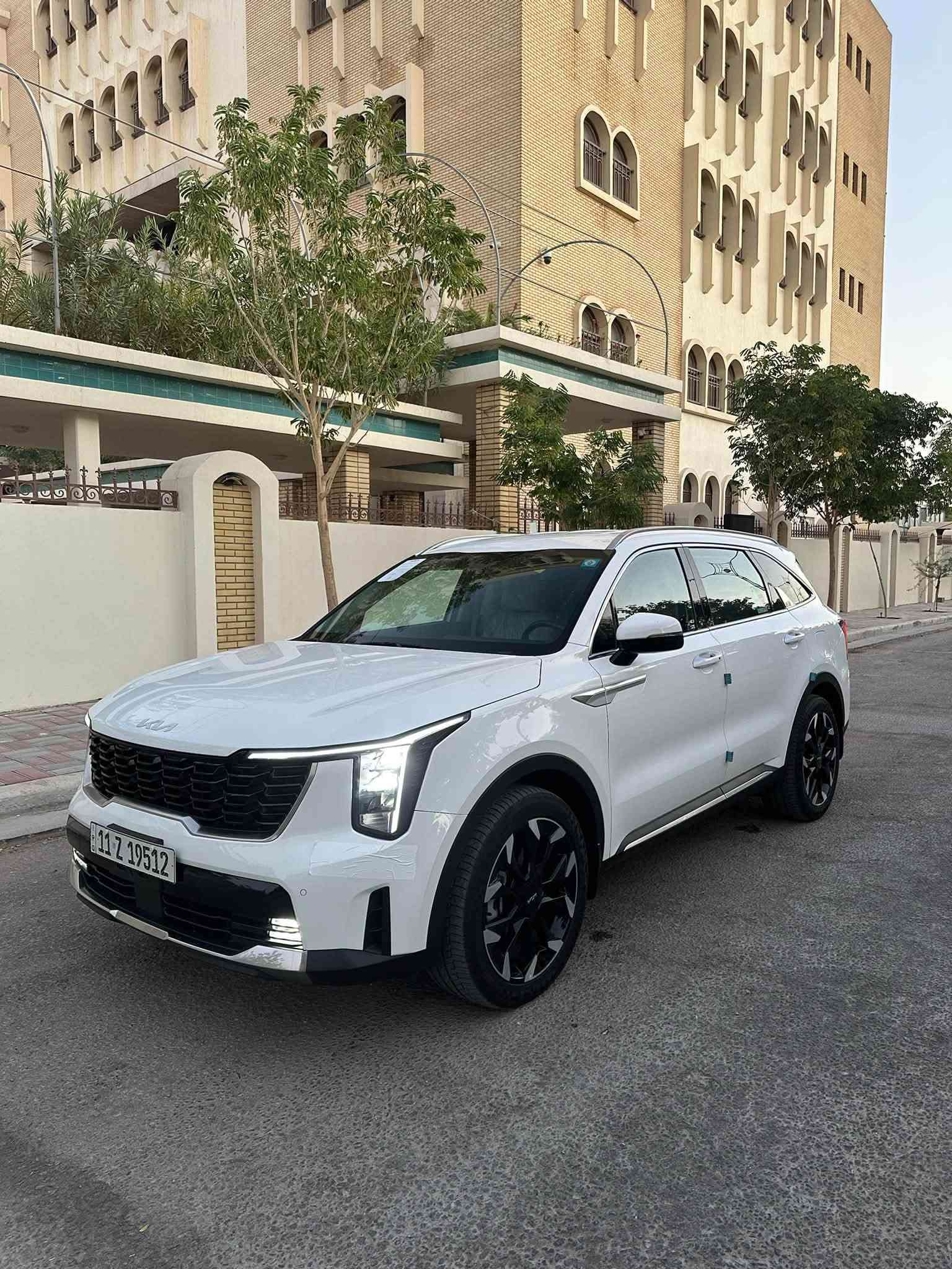 ✅سورنتو موديل 25 بغداد دولي خليجي
📌 تحويل مباشر 
السيارة كفالة عامة من البارد والضربه والصبغ والتكحيل شرط  

ماشية 20، محرك 6 سلندر

بصمة
بانوراما
حساس أمامي خلفي جانبي
ويل كب حجم 20
أشاير بالمري
كروز سرعة
تحكم ستيرن
مري شفط
سايد بريك بصمة
بك لايت LED
نظام ترحيب
محرك 6 سلندر
شاحن لاسلكي وشواحن بالمقاعد 
أريل نفكيشن
مقاعد عدد 7
ثلاث قطع تبريد
يدات كروم
درايف مود أربع وضعيات للقيادة
بصمة أبواب
كشن السائق والراكب كهرباء
السبير موجود، ويل 20
كامرة دوارة
LED نهاري
مانع انزلاق
أوتو هولد
شاشة متصلة
تبريد بيانو لمس
إنارة محيطية
جنطة كهرباء
تبريد منفصل
العنوان : كربلاء المقدسه 
 للاستفسار / شراي خابرني وعيوني الك 
*********** مهندس مصطفى
