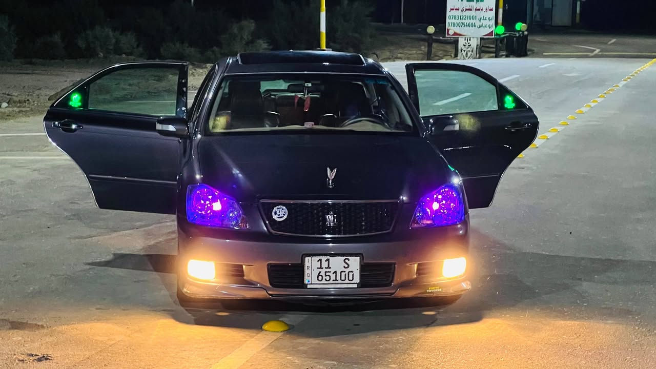 سلام عليكم من رخصت الادمن المحترم 🈲 شاهينه 🇯🇵Toyota Crown 🇯🇵 شاصي((184)) g2 مكينه الجبيرة 3500 (( لون مميز فيلي 🖱️ ))  للبيع فقط بدون مراوس  ⛑️
موديل 2005  اصل  🇯🇵❗
رقم(( بغداد الجديد )) مميز مشروع وطني مداور  سيارة جديده 🇯🇵❗
           ❗❗ (( المواصفات )) 
1- 3 دكم 🈲 🇯🇵
2- فتحة سلايد روف 3 وضعيات 🈲
3- دواخل جلد اسود مطعم صاج  +   🈲
4- كشنات حضن كهربائيات  + هيتر  🈲
 5- لحايه يابان  +  دوس رياضي نفخ  🈲
6- لايت 5 قطع عدسه متحركه❗
7- سيدي عارض 6 اقراص + خزن ذاتي 🈲 باتري جديد🈲
8- بصمه رصاصي كرستال أصل
السعر  160$ ورقه وبي مجال قليل للشراي اتصل وبيك خير وتدلل ***********

