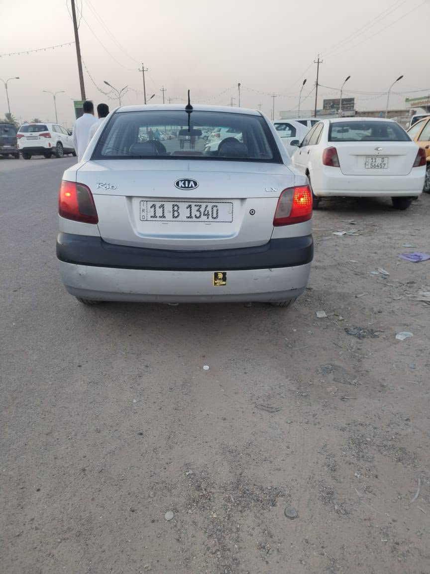 سياره ريو موديل 2009خصوصي  امريكي حادث جاملغ فقط  تبريد شغال صدر خير من الله سياره ما بيهة اي نقص باسمي رقم انكليزي  السعر 74وبيهة مجال بسيط 
المكان اليوسفيه
الرقم *********** بغداد, العراق
