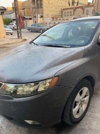 فورتي موديل٢٠١٠ وارد امريكي حادث بسيط كلش  جاملغ ايمن فقط  بدون اي نقص...