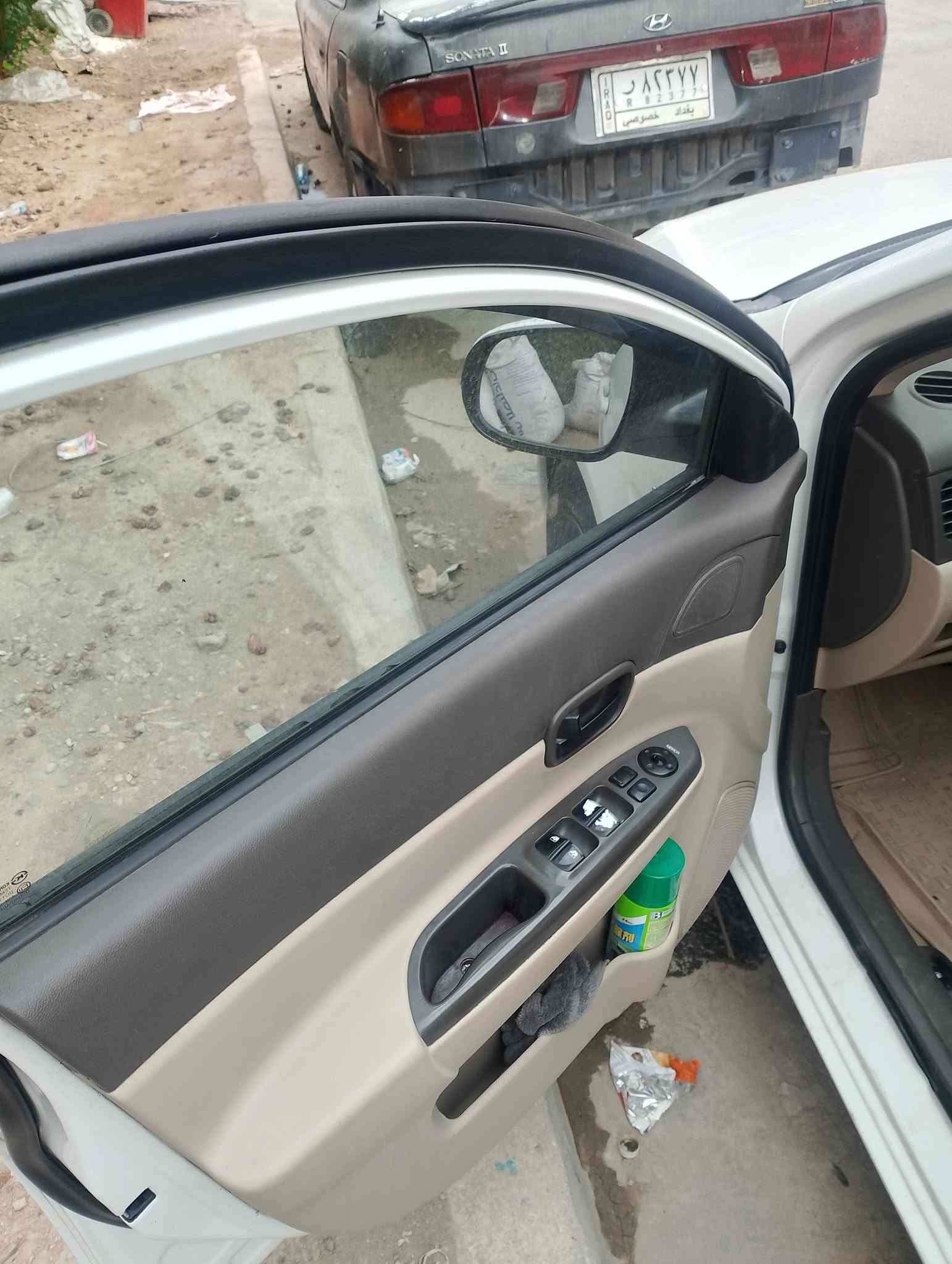 اكسنت ٢٠١١ خليجي
سياره جديده ماشالله محرك كير تبريد صدر تخم تاير 
بيه الباب الوره الصدر بي شويه صبغ والبنيد بي كد شبر صبغ 
فقط 
السعر ٩٠ وبيه مجال قليل 
عنواني بغداد دوره حي المعليمين 
***********
