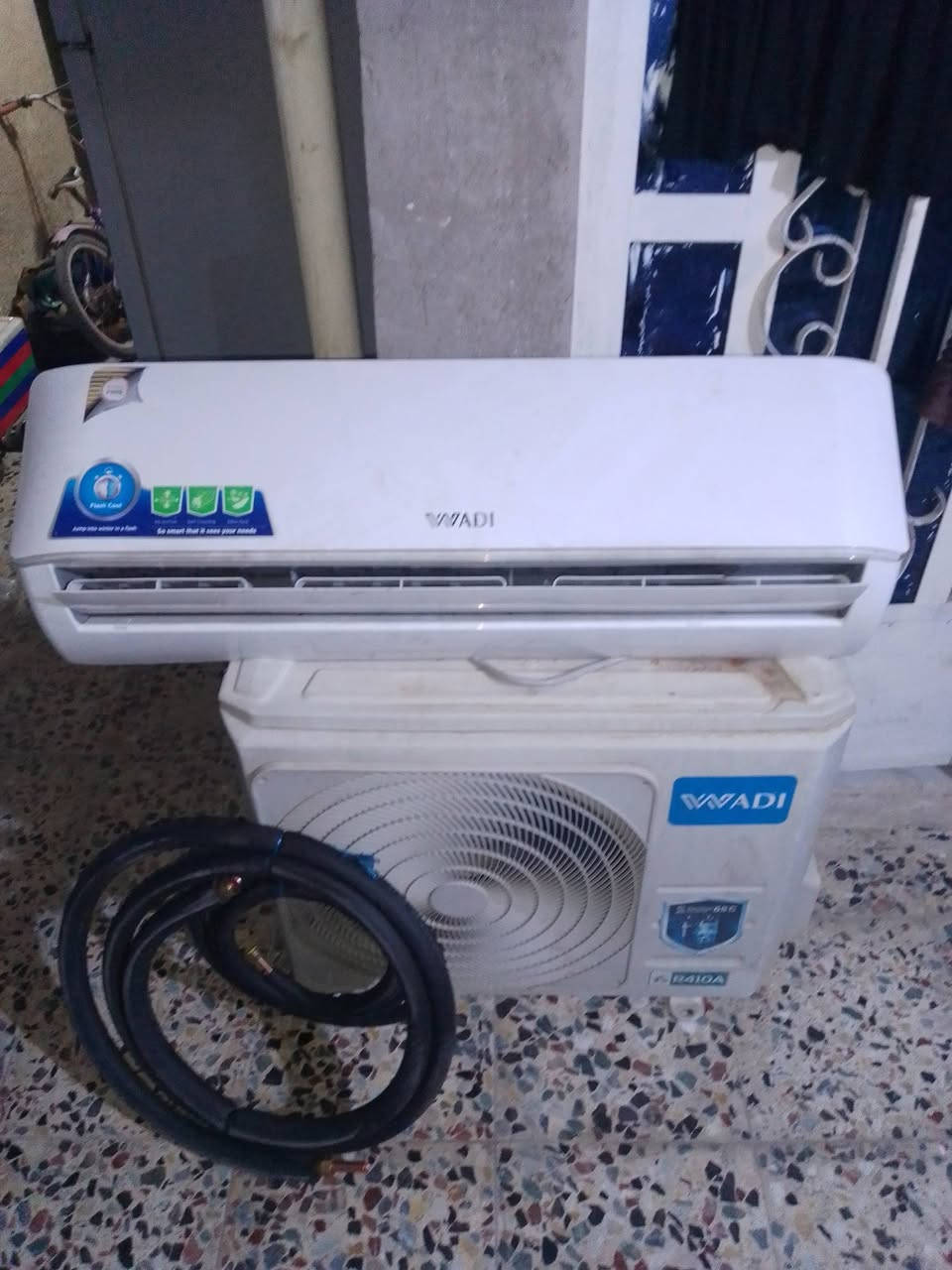 للبيع نوع وادي مشتغل موسم واحد غاز 410 جديد بمعنه الكلمه تجي تفحص تقتنع وتروح كبل تنصب غاز الشركة مقفول 
مكفول من كل شي 500وبي مجال حك جيتك ***********فقط اتصال
