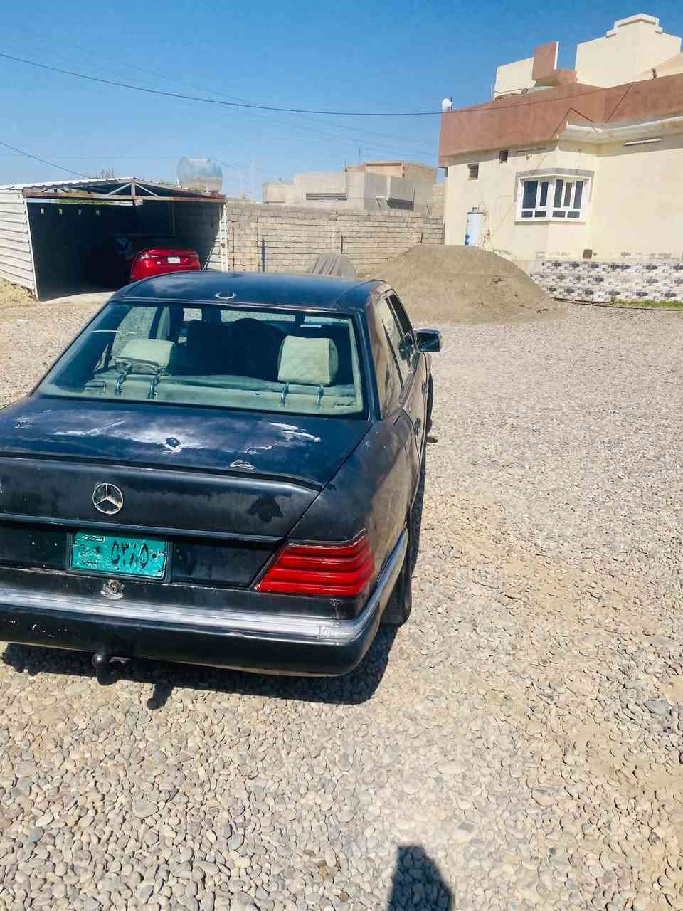السلام عليكم للبيع 
مارسدس دب 
رقم نينوى فحص شرط تحويل الشرعي يمي 
كير محرك بطه شرط بل كارتون 
صدر جديد 
تواير نص عمر 
السعر ٢٠ وبيه مجال قليل 
يرهم مراوس حسب القناعه 
رقمي ***********
