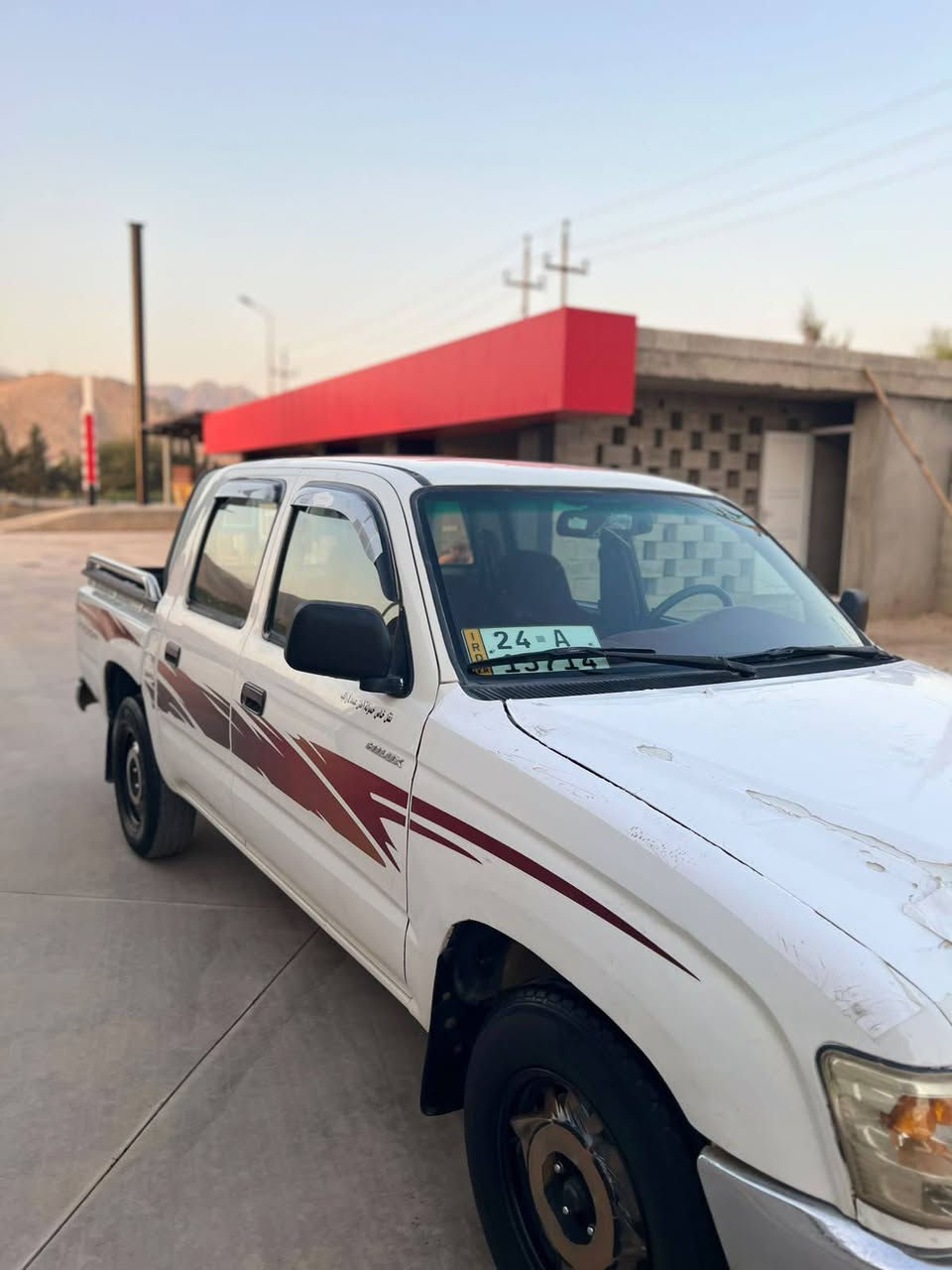 پیکاب  توێتا ئەڕنەب مۆدیل 2001   ناوسور مەکینە سپی پێنج پارچەی بۆایاخە بێ دەعم لێدران زۆر جوان ڕەقەم دهۆک سەنەوی تازە بەسەرچوە گێڕ مەکینە بەشرت شوین چوارقوڕنە 
نرخ 76$
ژ.م***********
*********** رانية, السليمانية
