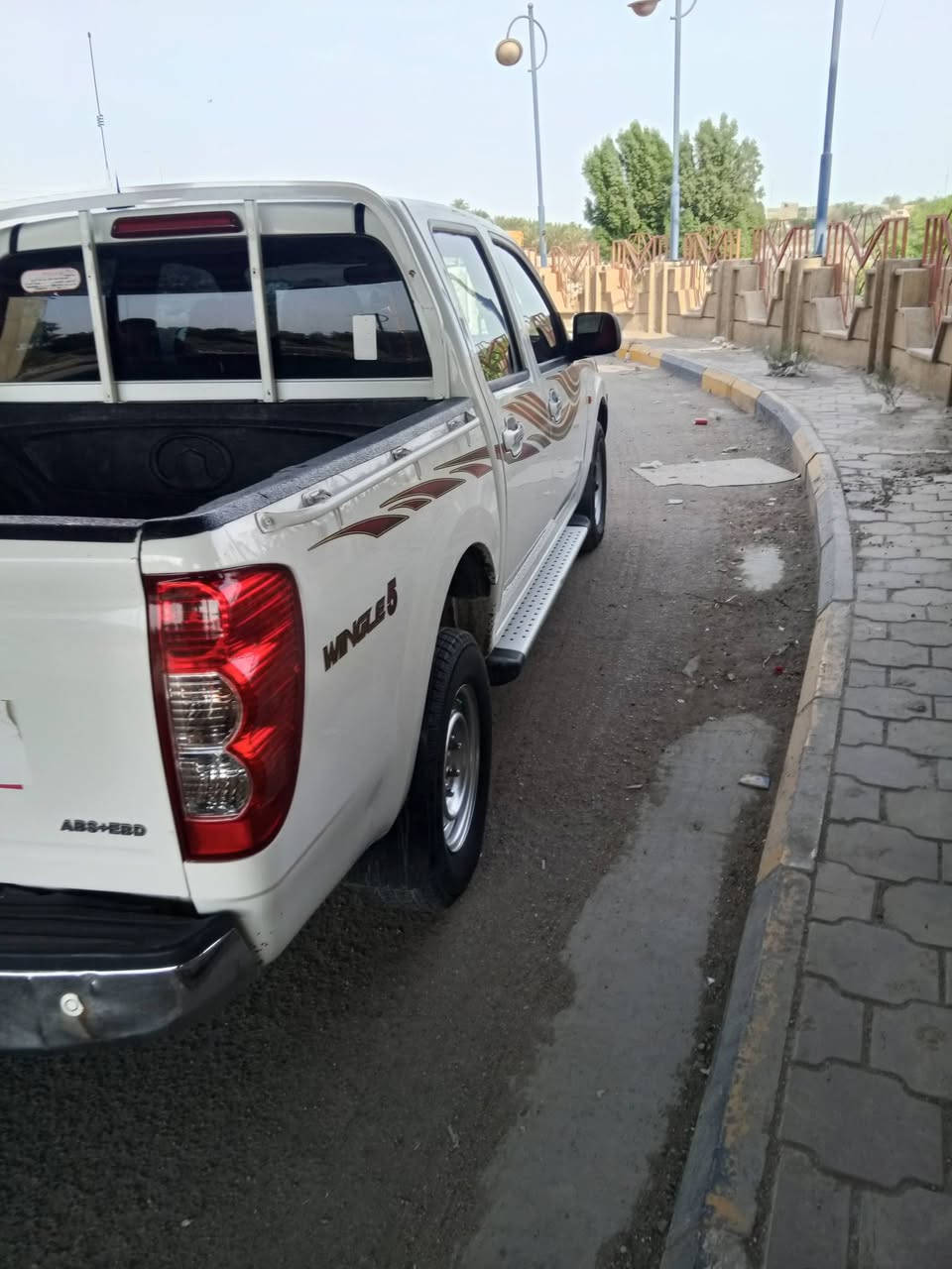 السلام عليكم كريت ويل للبيع مديل 20 كير وحداديه ومحرك مكفولات تبريد شغال تخم تاير جديد سياره جاهزة مداور ثاني يوم رقم انگليزي مكاني سماوه تفاصيل اكثر خاص ***********
