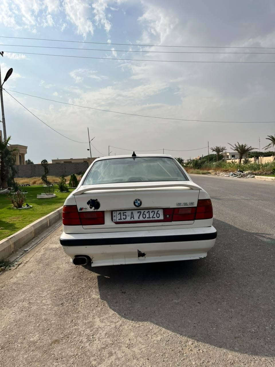 بي ام ٥٢٠ • ١٩٩٠ • مصبوغة
