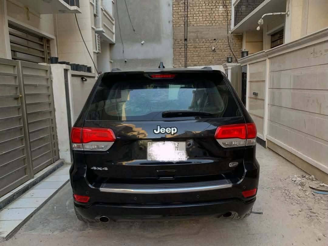 سياره Jeep Grand Cherokee 2016 
فئت وفر لاند 
سياره مليانه مواصفات  
محرك 8سلندر 
وارد خليج 
سياره نضيفه لدرجه 
رقم ***********
تفاصيل السياره خاص 
شراي خابر مو شراي لا تخابر
