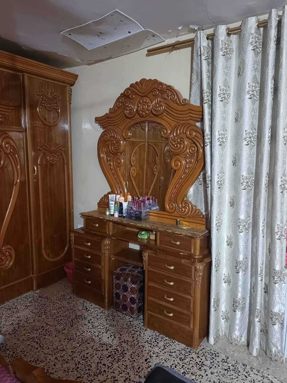 البيع قرفه صاج داخل وخارج السعر ٩٥٠
