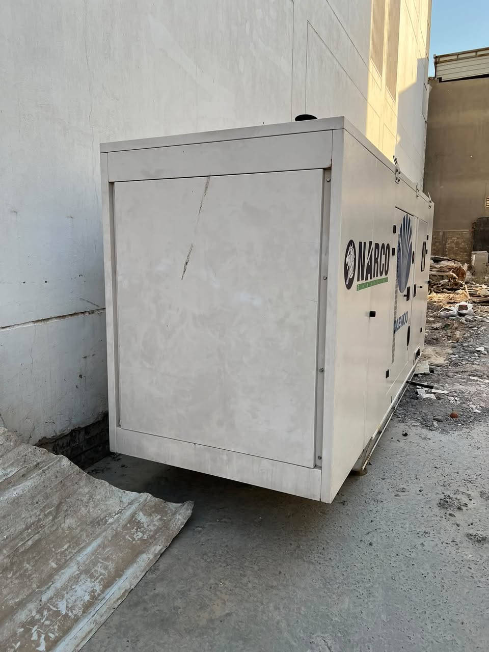 السلام عليكم اخوان
مولد 230KV

مشتغلة 240 ساعة فقط 

كلهه بوضع الشركة ممفتوح بيهه برغي  

المكان بغداد 

السعر 30 مليون 

التفاصيل اكثر الاتصال ع 

***********
