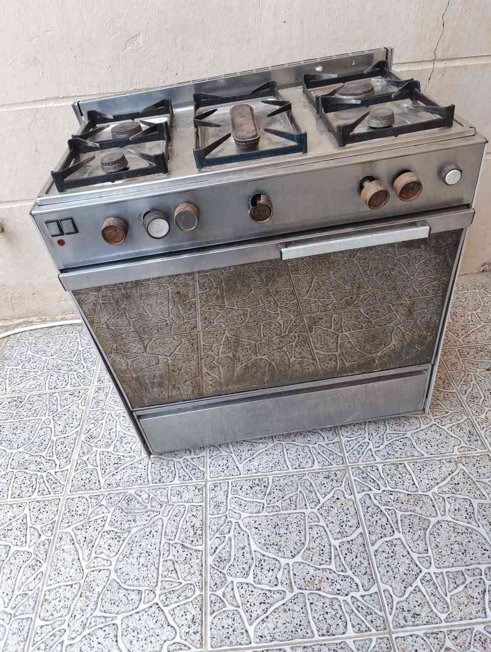 طباخ البيع للاتصال على الرقم
***********
