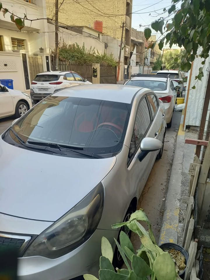 كيا ريو موديل٢٠١٦
وارد خليجي ورقم انكليزي بغداد 

تحويل ثاني يوم

ماشية اقل من٧٠ الف

محرك ١٦٠٠ دوش سليم لاتبخير ولاتنقيص

كير نظيف

كهربائيات نظيفة

تخم تاير جديد

غرفتها نظيفة جدا

بيها سونار المندلاوي

السعر ٨٠ ورقة بيها مجال بسيط 

المكان بغداد/ الغدير قرب ساحة ميسلون

لا اتعبني اقرة المنشور زين وشوف الصور والسونار يلة تتصل
***********

