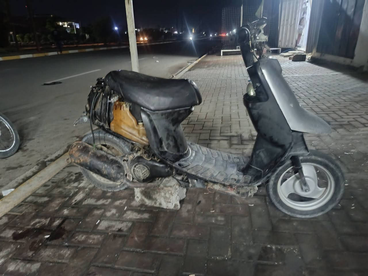 زنبور للبيع مابي عيب شغال سعر 70 الف بي مجال بسيط  مكاني دوز حي العسكري 
@الجميع
