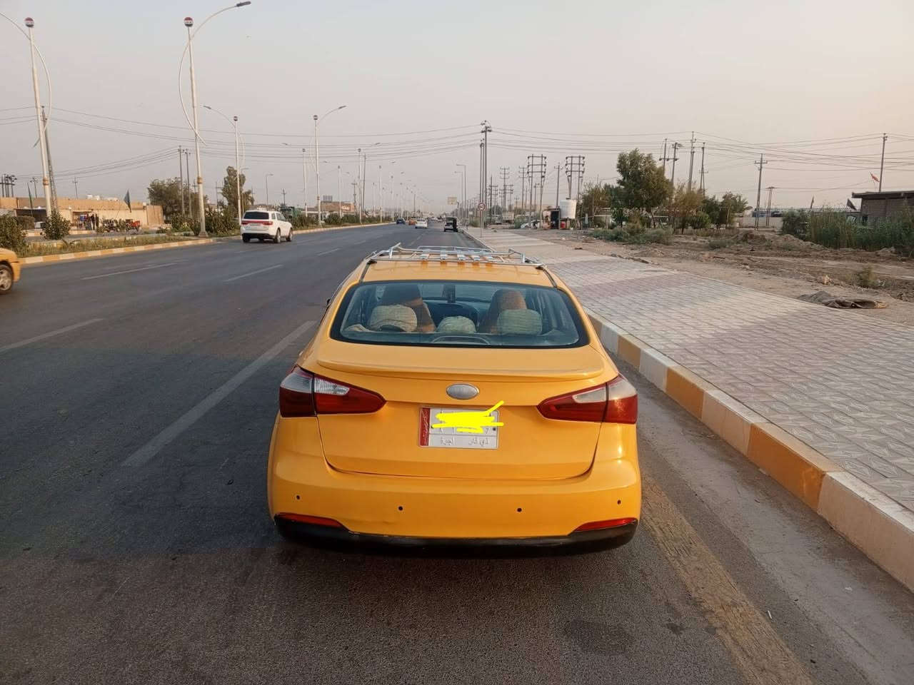 ***********
السلام عليكم سيراتو 13شكل 14 خليجي بيها دحجه جاملغ خلفي وبيها لكاطات معمرة يعني مابيها ضربه قوية دحجه جاملغ امامي خفيفة والبنيد طاير عالقمارة وهم بيها معجون قليل بالحافه بس تكم برانكيت فخذه حوض كله كفاله كير مكينه تبريد قطعتين ثلج حداديه جديدة وتخم تايرات ياباني رقم ذي قار اخوان ذكرت كلشي بيها يعني اليجي ابيعه كوم حديد اساسا هو الاصفر ماينكفل بس عالعيب الشرعي وعندي فحص خاليه من العيب مو يجي ويظل يطلع عيوب اكرر كوم حديد بس الاصوليات والشرعي مطلوبه هيئه 300سعرها مناسب قفل الينطيني 65ويتحمل الهيئه ابيعه وشايف خيرها
