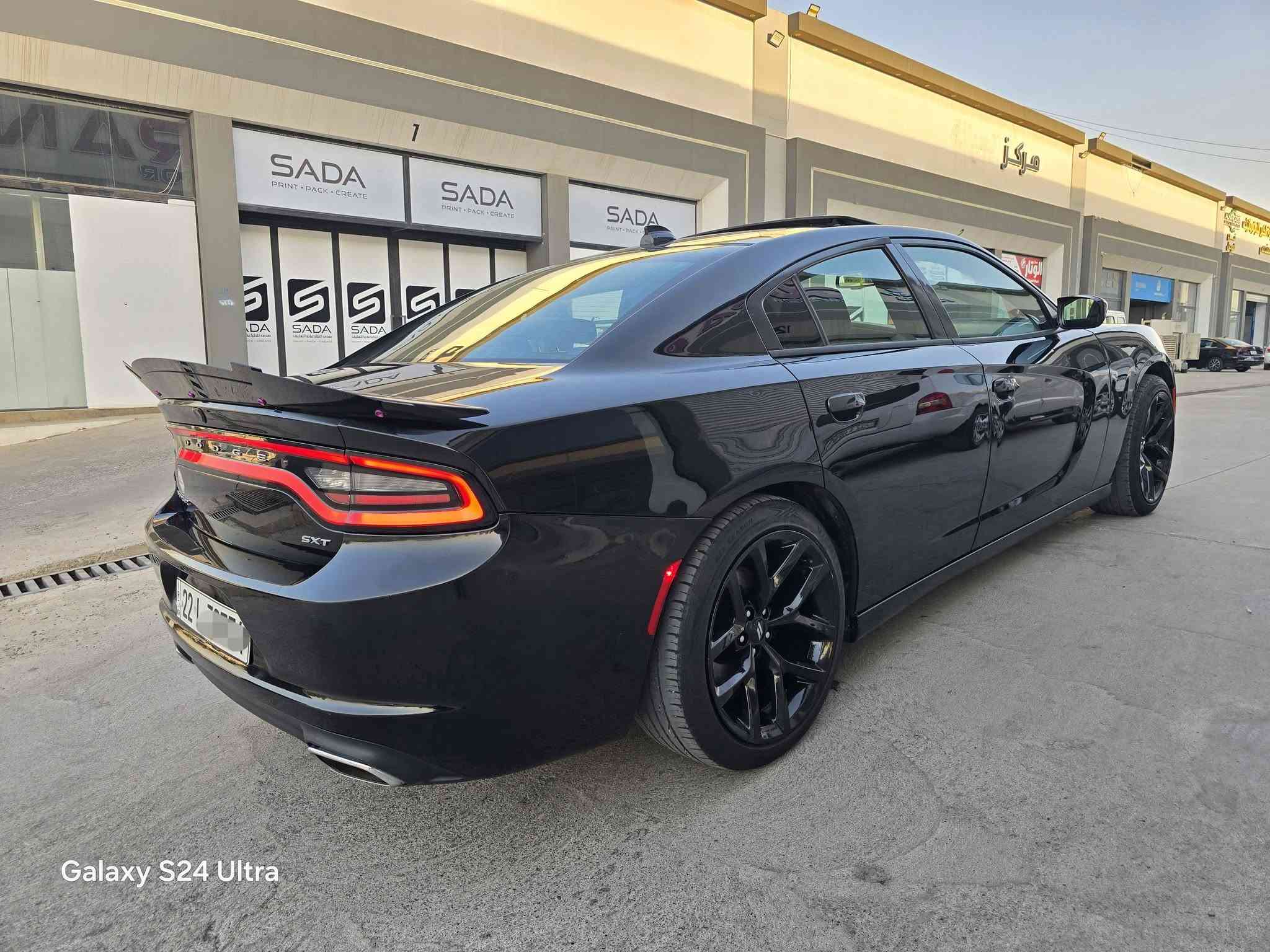 للبيع
سعر 174$
جارجر موديل 2015 فيئة sxt بلس 
ماشية 86 ألف فقط  استخدام شخصي 
🚫مكفولة بدون ضرر بدون صبغ 
بيها مكانات صغيرة تعديل بارد 
رقم اربيل دولي رقم وهزة وسنويه جديد شرط التحويل 
بيها كوبون بانزين ⛽️ 
محرك v6 حجم 3600 كير طيارة شرط المحرك والكير ولاكسل 
موصفات sxt بلس 
سلايد فتحة سقف 
شاشة كبيرة تحكمات ستيرن حساسات خلفية 
كشن كهرب هيتر بلكشن ستيرن هيتر 
 تبريد ثلللج ❄️❄️ 
صدر امامي خلفي جديد طخم تايرات جديد 
سيارة جاهزة
موصل الايسر مجمع السلام قرب محطة تعبئةالتأميم مقابل دلو الصباغ 
***********
***********
